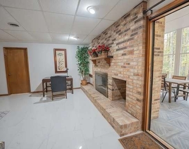 200 Mary Lynn Lane - Photo Thumbnail 44