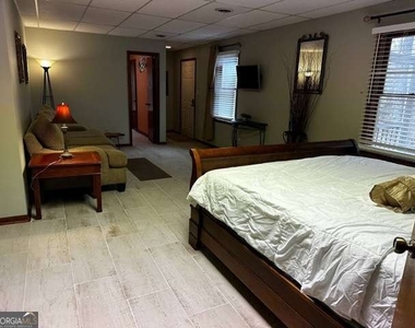 200 Mary Lynn Lane - Photo Thumbnail 22