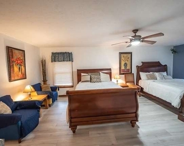 200 Mary Lynn Lane - Photo Thumbnail 12