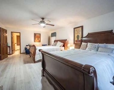 200 Mary Lynn Lane - Photo Thumbnail 42
