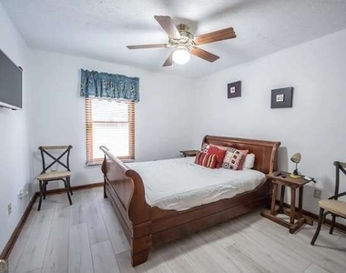 200 Mary Lynn Lane - Photo Thumbnail 39