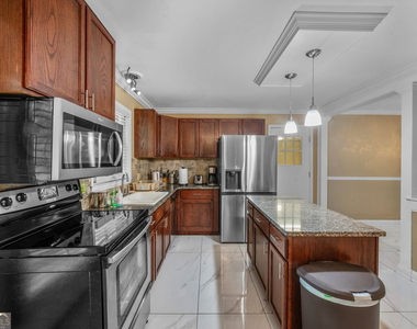 4839 Lehigh Drive - Photo Thumbnail 21