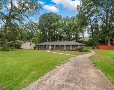 4839 Lehigh Drive - Photo Thumbnail 2