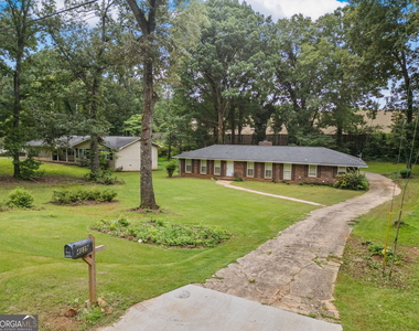 4839 Lehigh Drive - Photo Thumbnail 3