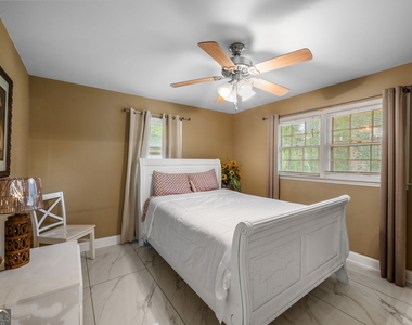 4839 Lehigh Drive - Photo Thumbnail 16