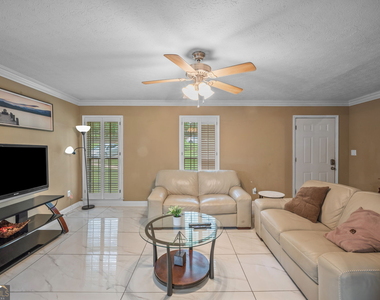 4839 Lehigh Drive - Photo Thumbnail 10