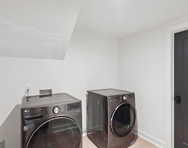 1007 Somerset Drive Nw - Photo Thumbnail 19