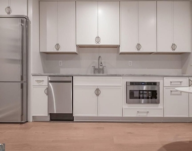 1007 Somerset Drive Nw - Photo Thumbnail 30