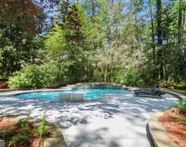 1007 Somerset Drive Nw - Photo Thumbnail 22