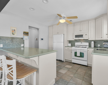 2400 Ocean Front - Photo Thumbnail 15