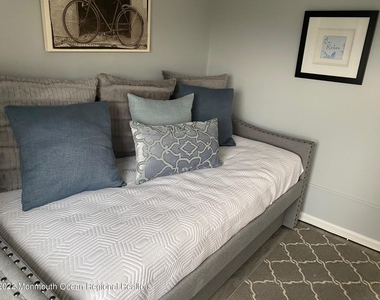 512 Main Avenue - Photo Thumbnail 15