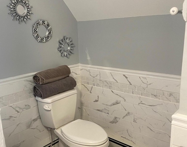 512 Main Avenue - Photo Thumbnail 13