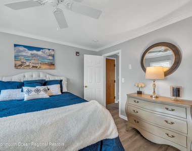 512 Main Avenue - Photo Thumbnail 9
