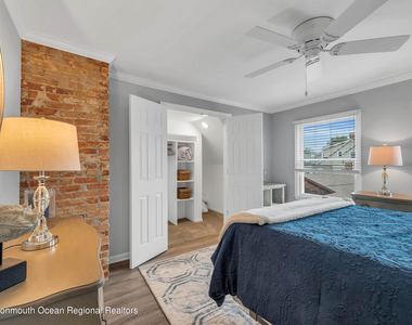 512 Main Avenue - Photo Thumbnail 2