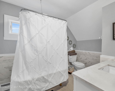 512 Main Avenue - Photo Thumbnail 12