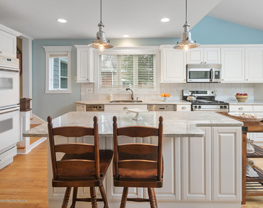 408 Tuttle Avenue - Photo Thumbnail 13
