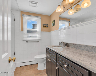 305 North Boulevard - Photo Thumbnail 13