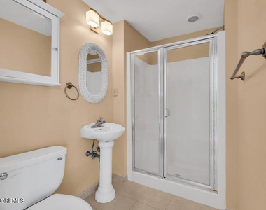 305 North Boulevard - Photo Thumbnail 16