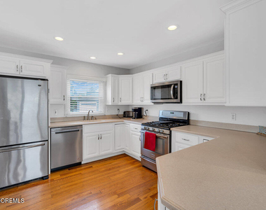 305 North Boulevard - Photo Thumbnail 5