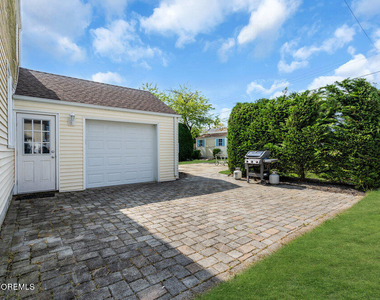 305 North Boulevard - Photo Thumbnail 20