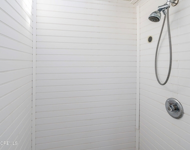 212 Randall Avenue - Photo Thumbnail 13