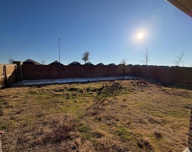 2521 Birchcrest Drive - Photo Thumbnail 30
