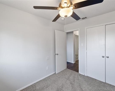 2540 Avenue H - Photo Thumbnail 10