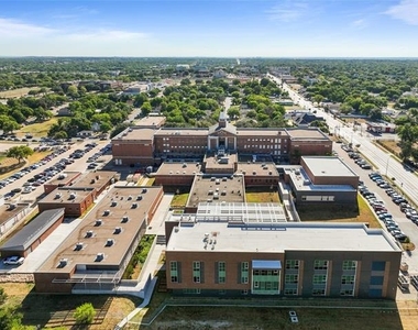 2540 Avenue H - Photo Thumbnail 23