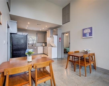 600 Maple Street - Photo Thumbnail 9