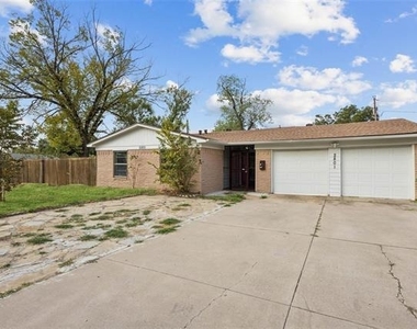 2801 Clearbrook Drive - Photo Thumbnail 1