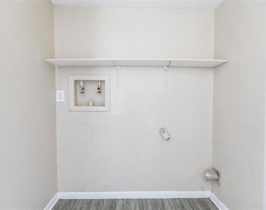 701 S Marsh Street - Photo Thumbnail 13