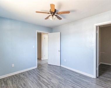 701 S Marsh Street - Photo Thumbnail 25