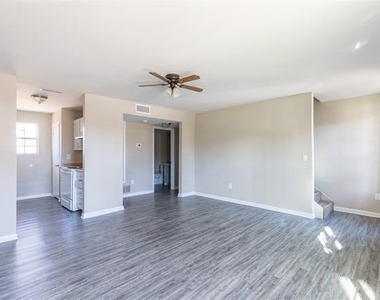 701 S Marsh Street - Photo Thumbnail 5