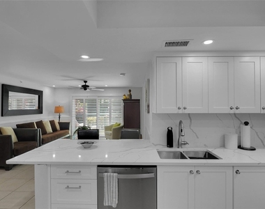 2125 Se 10 Avenue - Photo Thumbnail 9