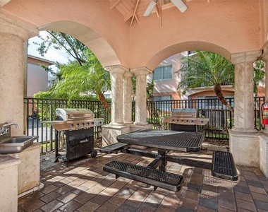 2125 Se 10 Avenue - Photo Thumbnail 32