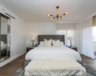 9595 Collins Avenue - Photo Thumbnail 24
