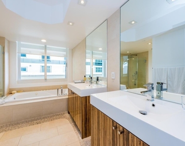 9595 Collins Avenue - Photo Thumbnail 27