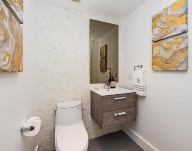9595 Collins Avenue - Photo Thumbnail 22