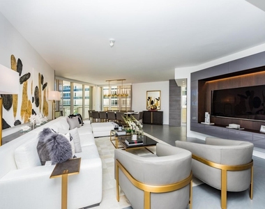 9595 Collins Avenue - Photo Thumbnail 4