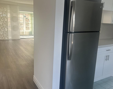 5860 Nw 64th Avenue - Photo Thumbnail 6