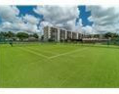 9523 S Hollybrook Lake Drive - Photo Thumbnail 39