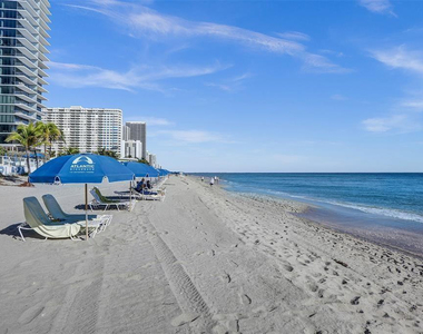 2030 S Ocean Drive - Photo Thumbnail 31