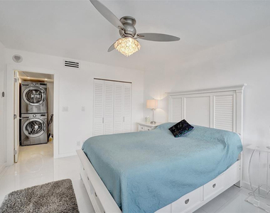 2030 S Ocean Drive - Photo Thumbnail 11