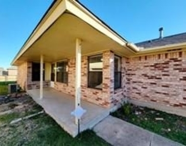 159 Barrett Place - Photo Thumbnail 12