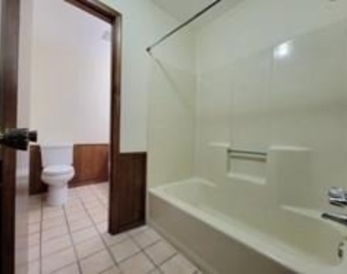 159 Barrett Place - Photo Thumbnail 6