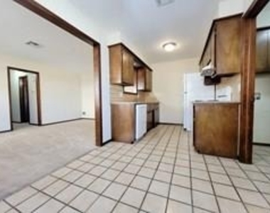 159 Barrett Place - Photo Thumbnail 3