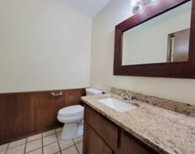 159 Barrett Place - Photo Thumbnail 9