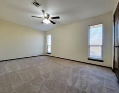 159 Barrett Place - Photo Thumbnail 2