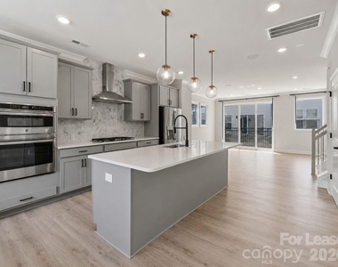 5029 Westmead Lane - Photo Thumbnail 2