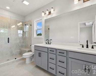 5029 Westmead Lane - Photo Thumbnail 10
